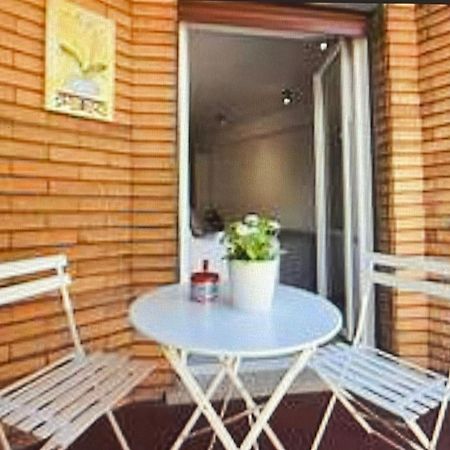 Forty1 Apartment Near Metro Cipro Rome Exterior photo